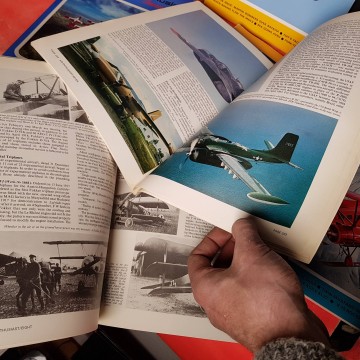 LOTE DIEZ REVISTAS DE AVIACIÓN AIR ENTHUSIAST.