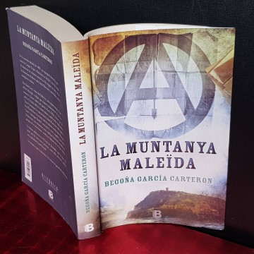 LA MUNTANYA MALEÏDA, BEGOÑA GARCÍA CARTERON.