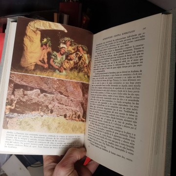 AKU AKU, THOR HEYERDAHL.