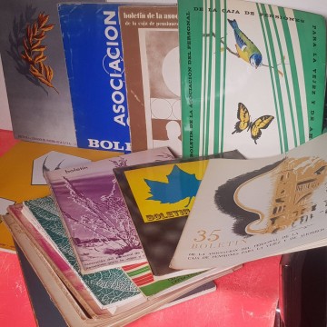 LOTE 20 REVISTAS BOLETÍN DE LA ASOCIACIÓN DEL PERSONAL DE LA CAJA DE PENSIONES PARA LA VEJEZ Y DE  AHORROS.