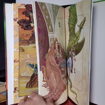 DRAGONES, EL MUNDO ENCANTADO.