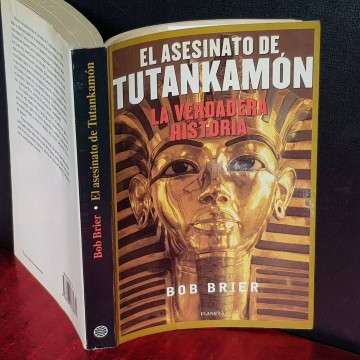EL ASESINATO DE TUTANKAMÓN, BOB BRIER.