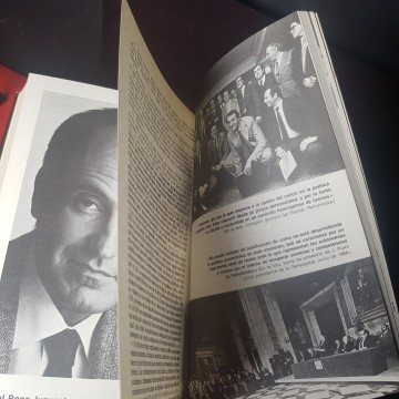 Hombres para la alternativa libro transición española Alianza Popular, ucd...