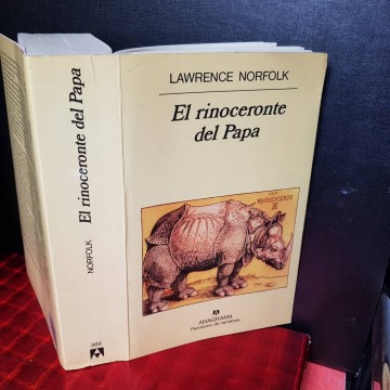 EL RINOCERONTE DEL PAPA, LAWRENCE NORFOLK.
