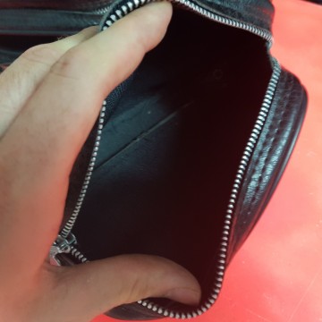 Funda pequeña de polipiel con cremallera comprar