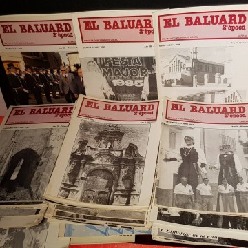LOT 31 REVISTES EL BALUARD, SARRALL. (reservades Rosa Canela Balsebre)