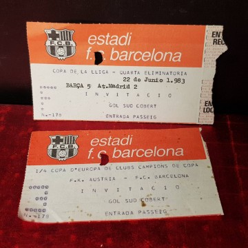 LOTE DOS ENTRADAS ESTADI F.C. BARCELONA, TEMPORADA 1982-1983.