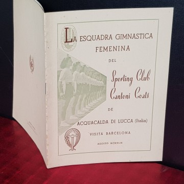 LA ESCUADRA GIMNÁSTICA FEMENINA DEL SPORTING CLUB CANTONI COATS DE ACQUACALDA DI LUCCA.