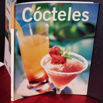 CÓCTELES.