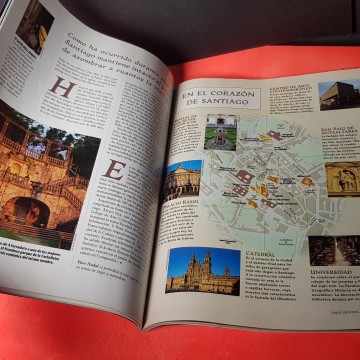 Revista viajes National Geographic número 8 Santiago de Compostela