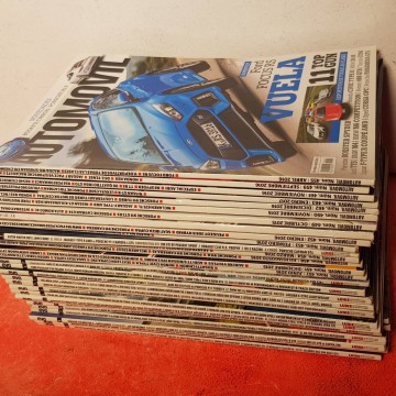 LOTE 31 REVISTAS DE AUTOMÓVILES.