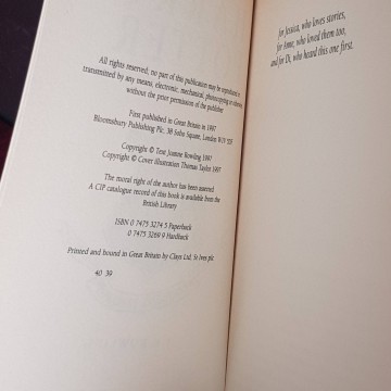 Harry Potter and the philosopher's Stone, J.K. Rowling (First edition).