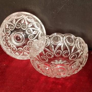 Bombonera de cristal.