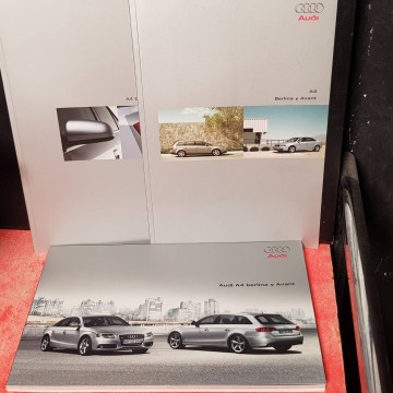 Juego de 3 catálogos Audi A4 Berlina y Avant.