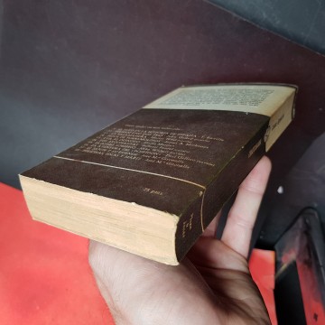 Erotikon, anónimos hindúes, Pietro de aretino, Geoffrey Chaucer... 1 €