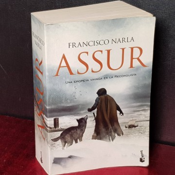 Assur, Francisco Narla.
