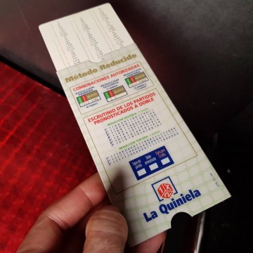 REGLA DE CALCULO PARA CONFECIONAR COMBINACIONES PARA QUINIELAS.