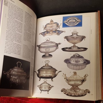 Enciclopedia de las antigüedades, Paul Atterbury.