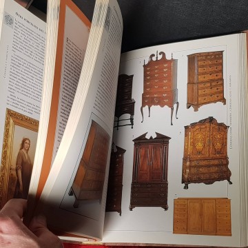 Enciclopedia de las antigüedades, Paul Atterbury.