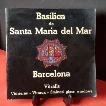 Basílica de Santa Maria del Mar Barcelona vitralls