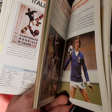 Guía del TV espectador Mundial España 82.