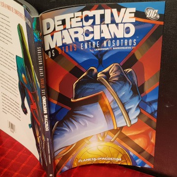 Detective marciano, los otros ente nosotros.