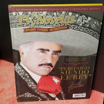 Pero sigo siendo el rey, Vicente Fernández.