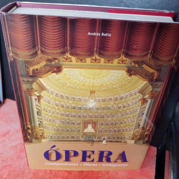 Ópera, András Batta.
