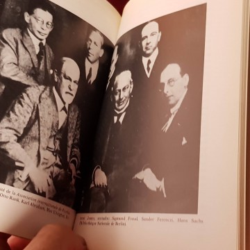Decadencia y caída del imperio freudiano, Hans J. Eysenck.