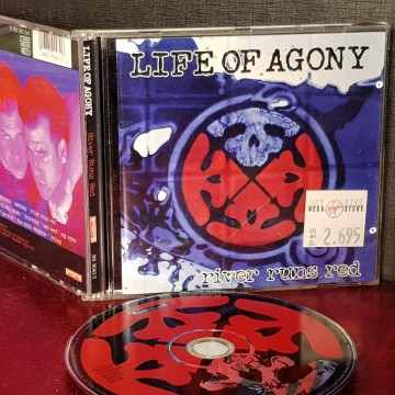 Life of agony, River runs red CD.