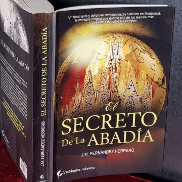 El secreto de la abadía, J.M. Fernández Herrero.