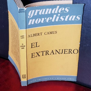 El extranjero, Albert Camus.