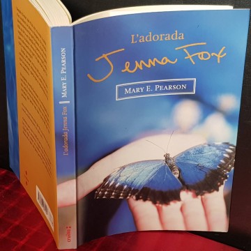 L'adorada Jenna Fox, Mary E. Pearson.
