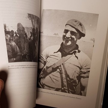 Brigadas Internacionales 1936-1996, la verdadera historia, Ricardo de la Cierva.