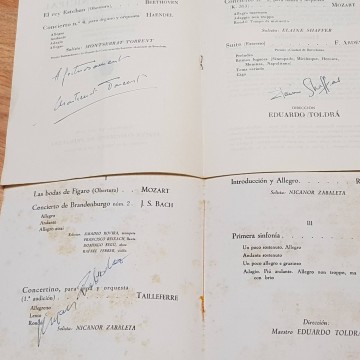 5 programas Orquesta municipal de Barcelona con autógrafos.