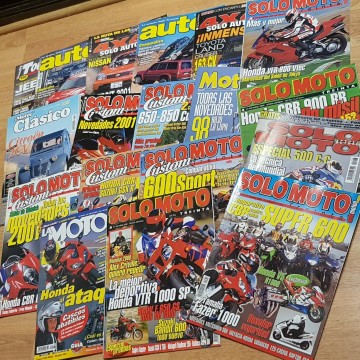 Lote 20 revistas de motociclismo y automovilismo.