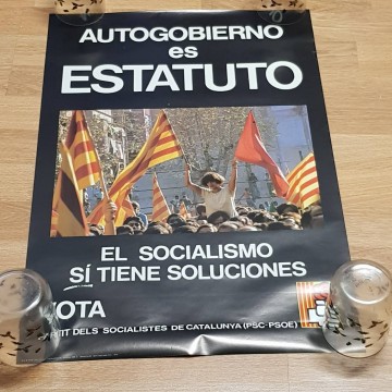 Lote 30 carteles del PSC, transición española.