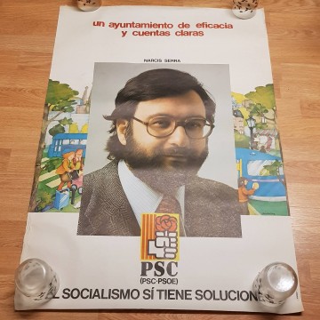 Lote 40 carteles de política.