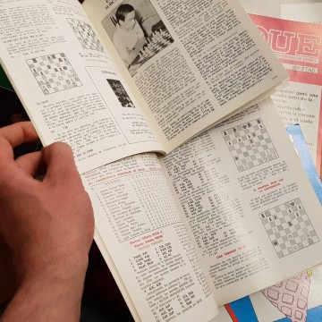 Lote 147 revistas Jaque: revista española de ajedrez.