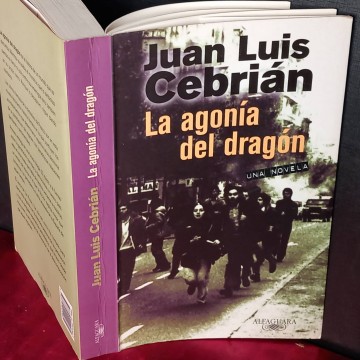 La agonía del dragón, Juan Luis Cebrián.