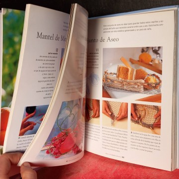 El libro de las manualidades de alambre y hojalata, Mary Maguire.