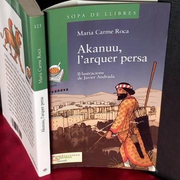 Akanuu l'arquer persa, Maria Carme Roca.