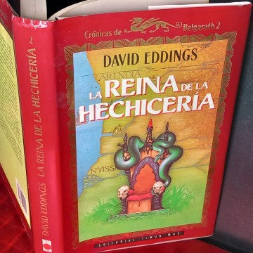 La reina de la hechicería, David Eddings.