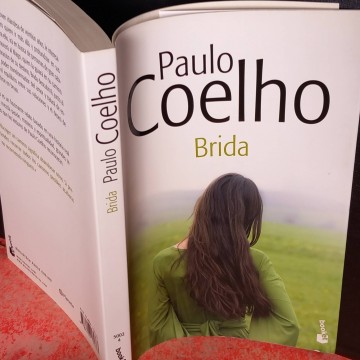 Brida, Paulo Coelho.