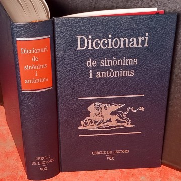 Diccionari de sinònims i antónims.