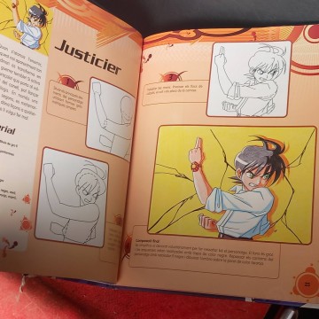 Dibuixar manga acció.
