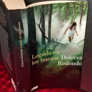 Legado en los huesos, Dolores Redondo.