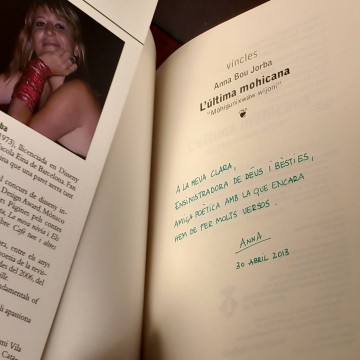 L'última mohicana, Anna Bou Jorba (firmat).