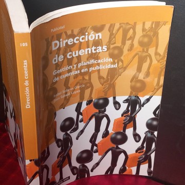 Dirección de cuentas: Gestión y planificación de cuentas en publicidad.
