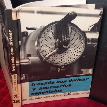 Fresado con divisor y accesorios especiales.